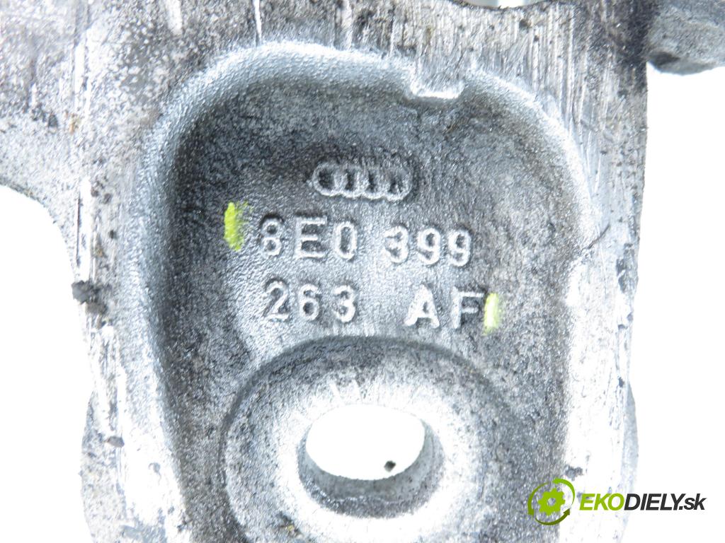 AUDI A4 Avant (8E5, B6) KOMBI 2003 120,00 2.5 V6 TDI 163 - BFC 2496,00 podpera prevodovky 8E0399263AF