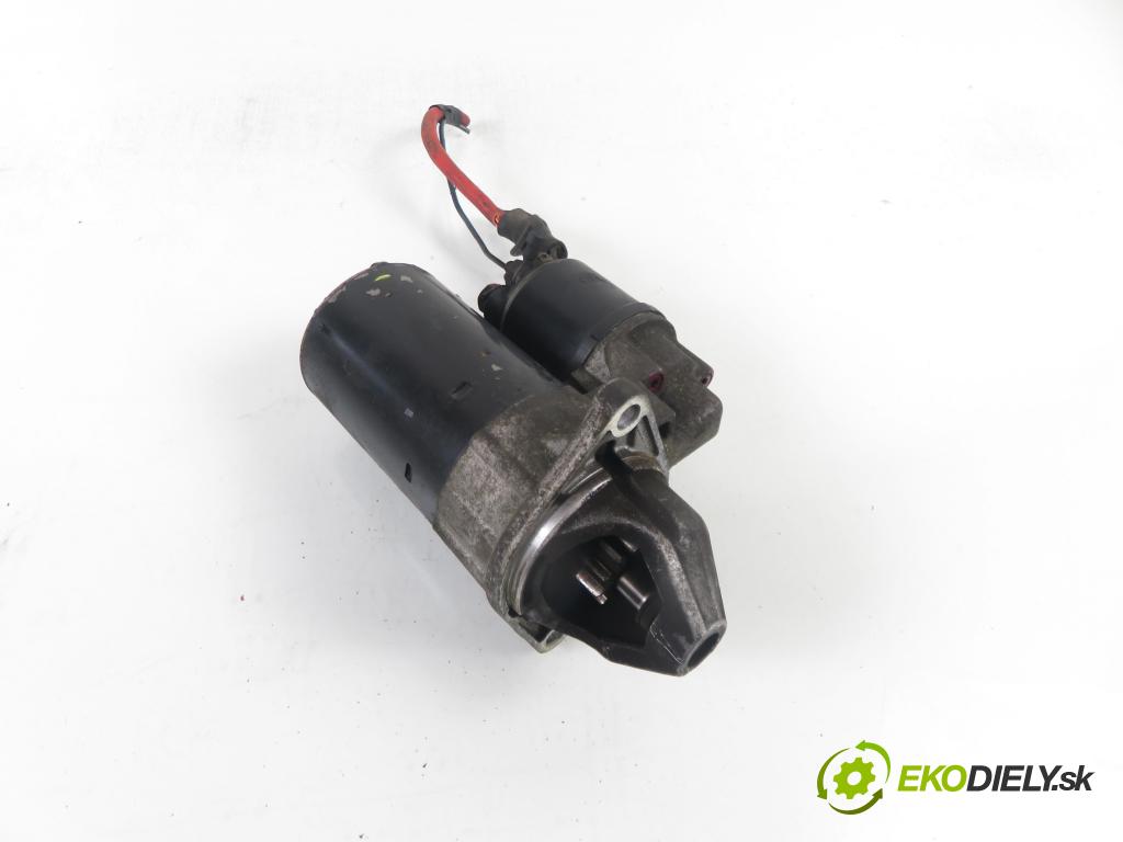 OPEL CORSA C (X01) HB 2001 43,00 1.0 12V 58 - Z 10 XE 973,00 Štartér 0001107402 (Štartér)