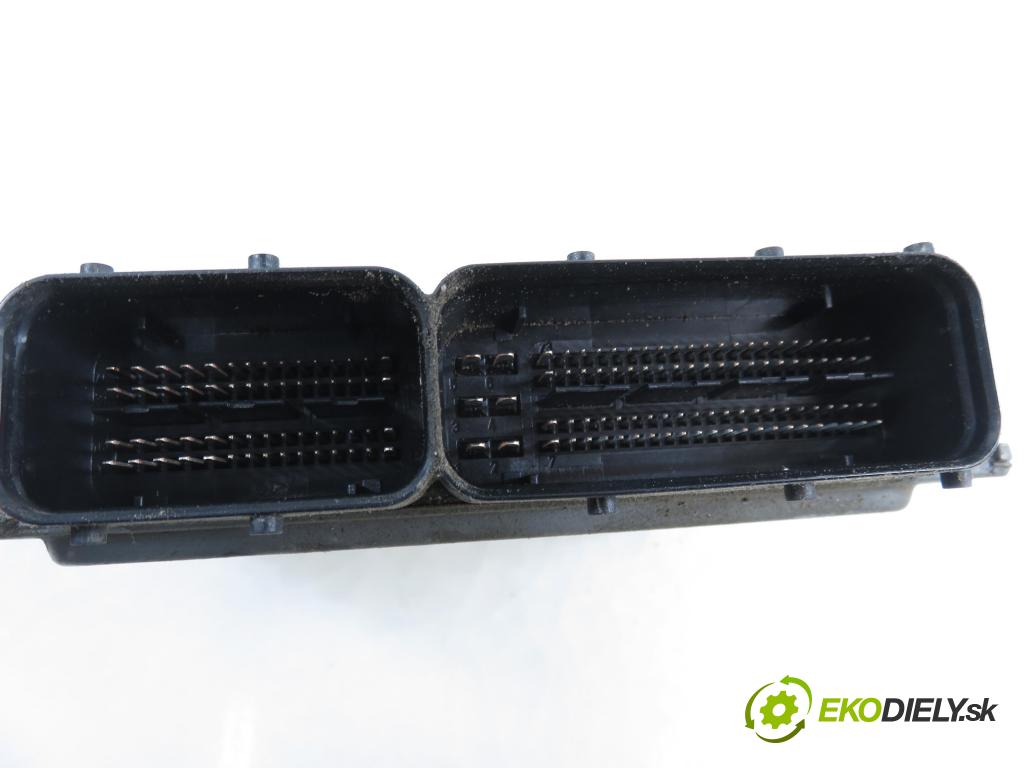 SKODA FABIA II Combi (545) KOMBI 2011 77,00 1.2 TSI - CBZB 1197,00 Riadiaca jednotka Motor 03F906070N ; 5WP44632