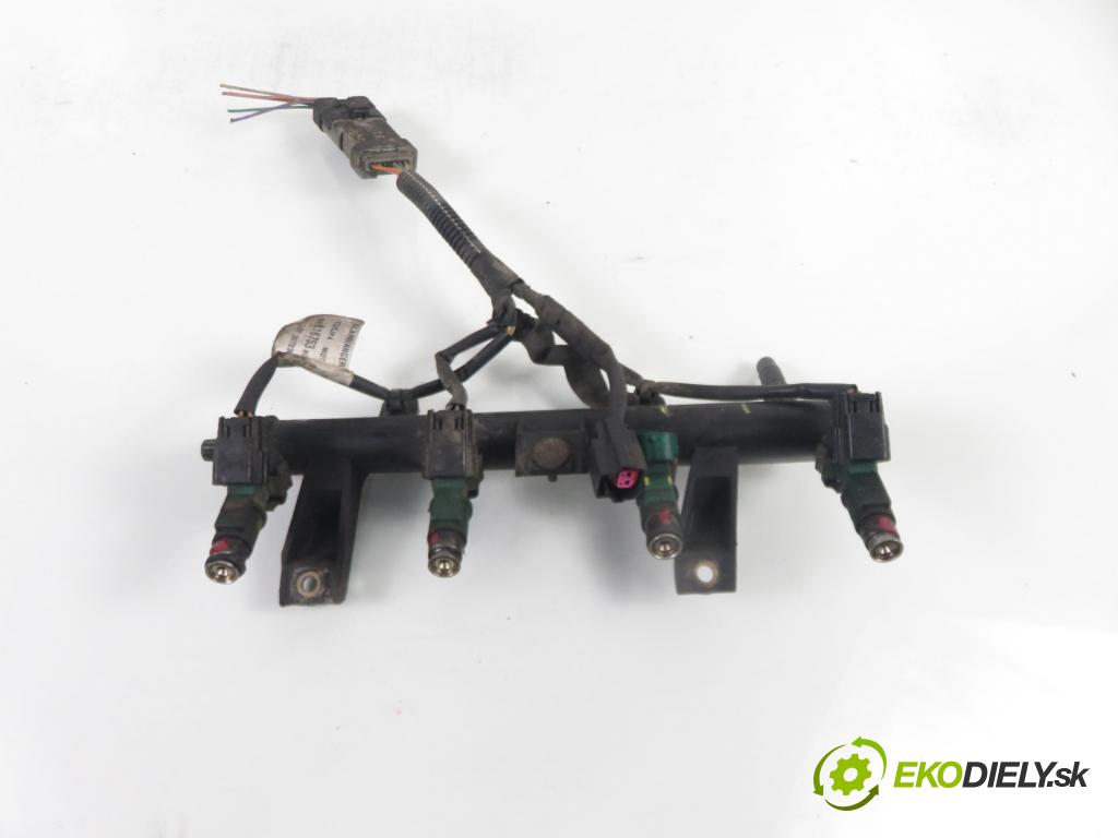 PEUGEOT 206 liftback (2A/C) HB 2006 55,00 1.4 75 - KFW 1360,00 lišta vstřikovací 9655833580 ; 01F023 (Vstřikovací lišta)