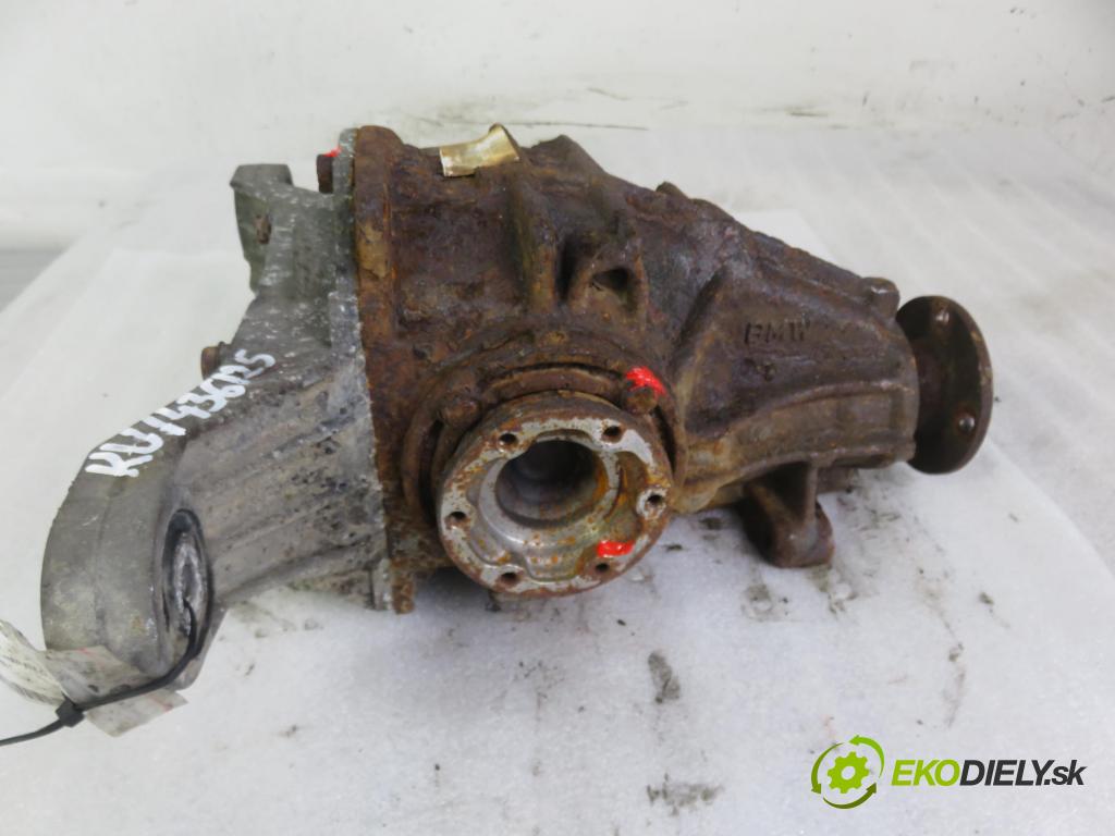 BMW 3 Touring (E36) KOMBI 1998 85,00 318 i 116 - M43 B18 (184E2) 1796,00 diferenciál 1428396 ; 345