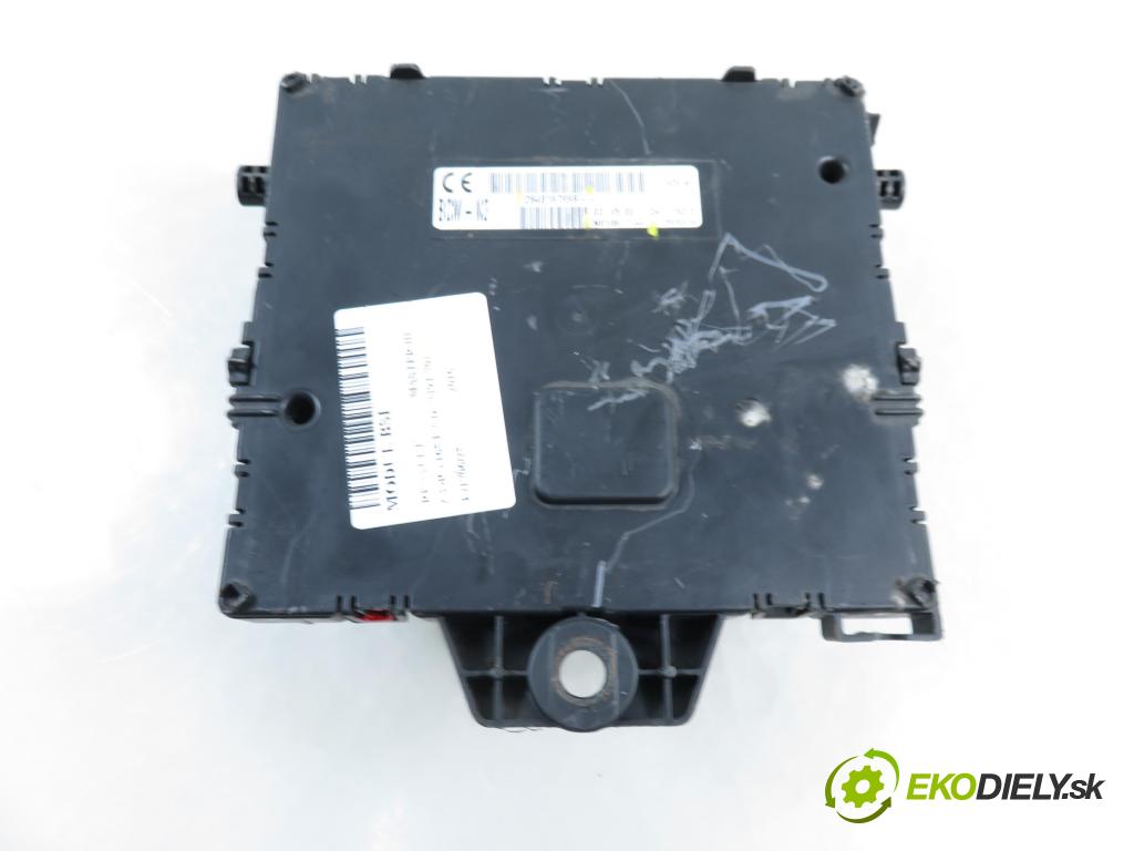 RENAULT MASTER III Platforma / podwozie (EV, HV, UV) KABINA/PLATFORMA 2016 120,00 2.3 dCi 165 FWD - M9T 702 2298,00 MODUL BCM 284B19799R ; NS10977144