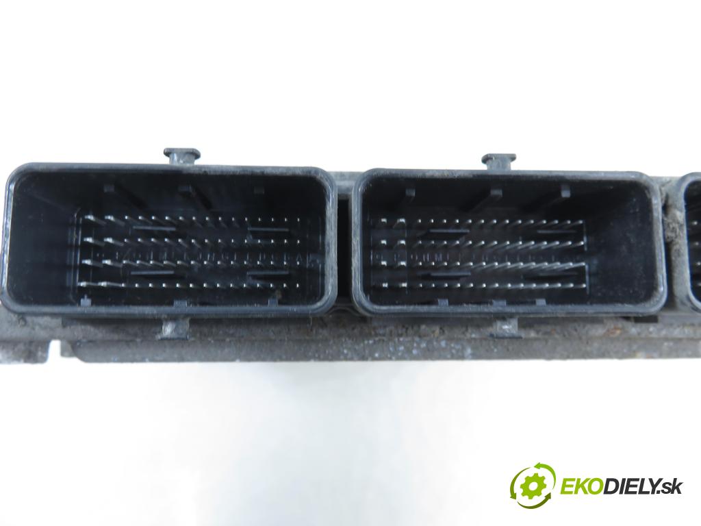 RENAULT MASTER III Platforma / podwozie (EV, HV, UV) KABINA/PLATFORMA 2016 120,00 2.3 dCi 165 FWD - M9T 702 2298,00 řídící jednotka motora 237105093R ; 237104246R ; S180193133A