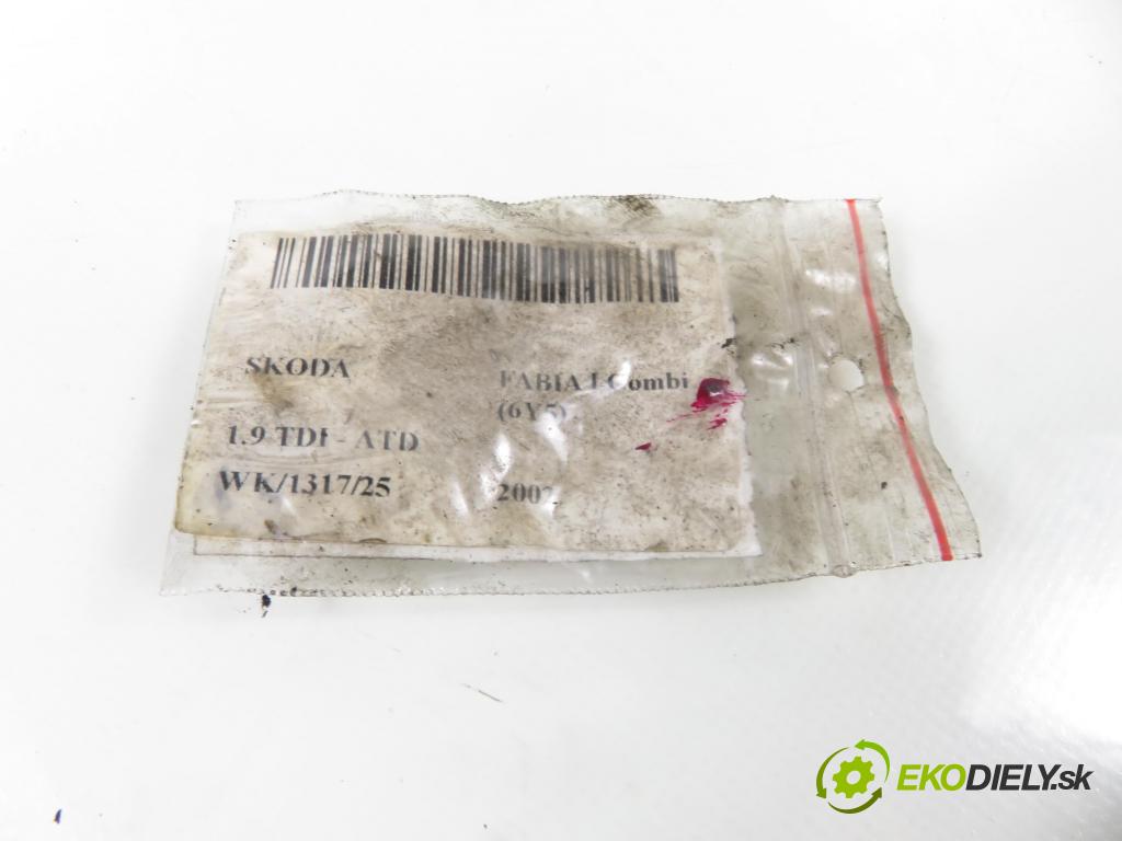 SKODA FABIA I Combi (6Y5) KOMBI 2002 74,00 1.9 TDI - ATD 1896,00 Vstrekovač 038130073AJ ; 0414720037 (Vstrekovač paliva)