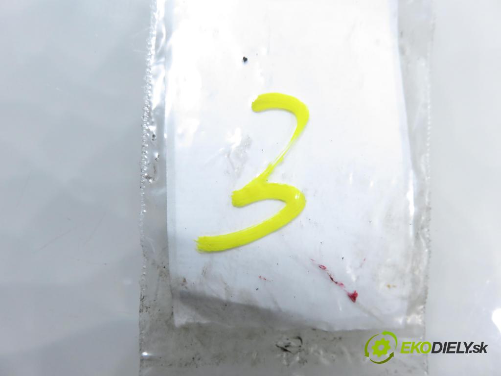 BMW 5 (E60) SEDAN 2006 170,00 530 xd 231 - M57 D30 (306D3) 2993,00 vstrekovač 0445115048 ; 7792721 (Vstrekovač paliva)