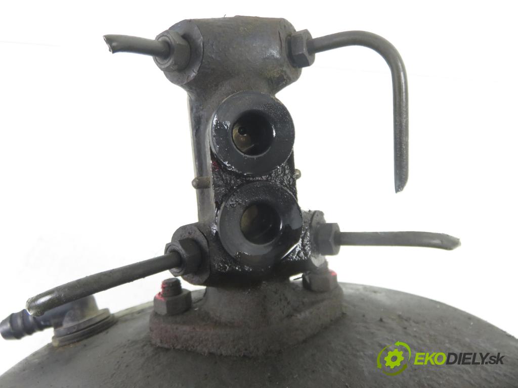 VW TRANSPORTER IV Platforma / podwozie (70E, 70L, 70M, 7DE, 7DL KABINA/PLATFORMA 1998 55,00 2.4 D - AJA 2370,00 Posilovač 7D0612105A ; 03775542014 (Servočerpadlo)