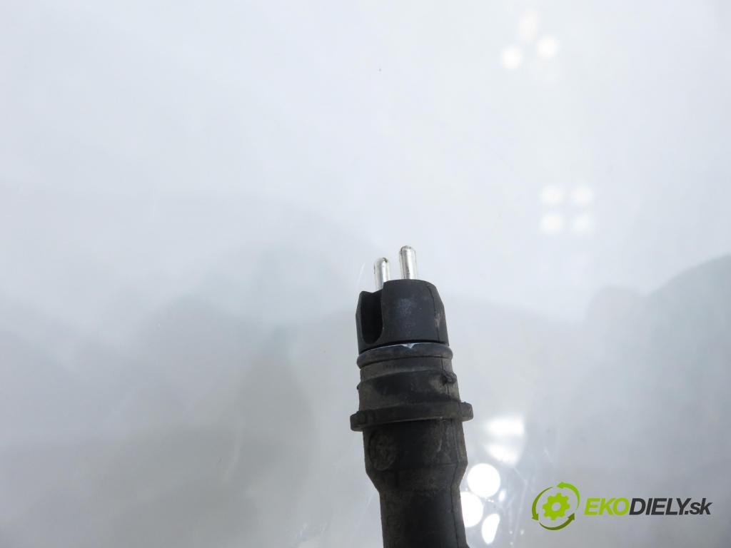 RENAULT TRAFIC II Skrzynia (FL) FURGON 2002 74,00 1.9 dCi 100 - F9Q 760 1870,00 náboj pravé zadné ABS