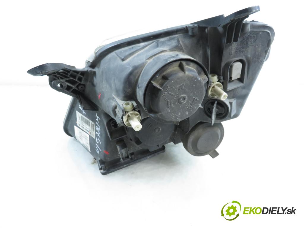 OPEL MERIVA A nadwozie wielkoprzestrzenne (MPV) (X03) HB 2004 74,00 1.7 CDTI 100 - Z 17 DTH 1686,00 Svetlo PP 93321053GL