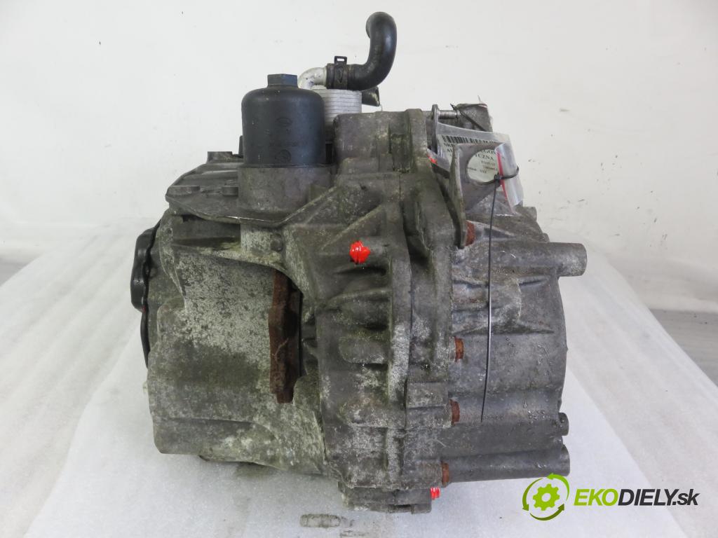 VW PASSAT B6 Variant (3C5) KOMBI 2006 184,00 3.2 FSI 4motion - AXZ 3168,00 Prevodovka automatická HXX