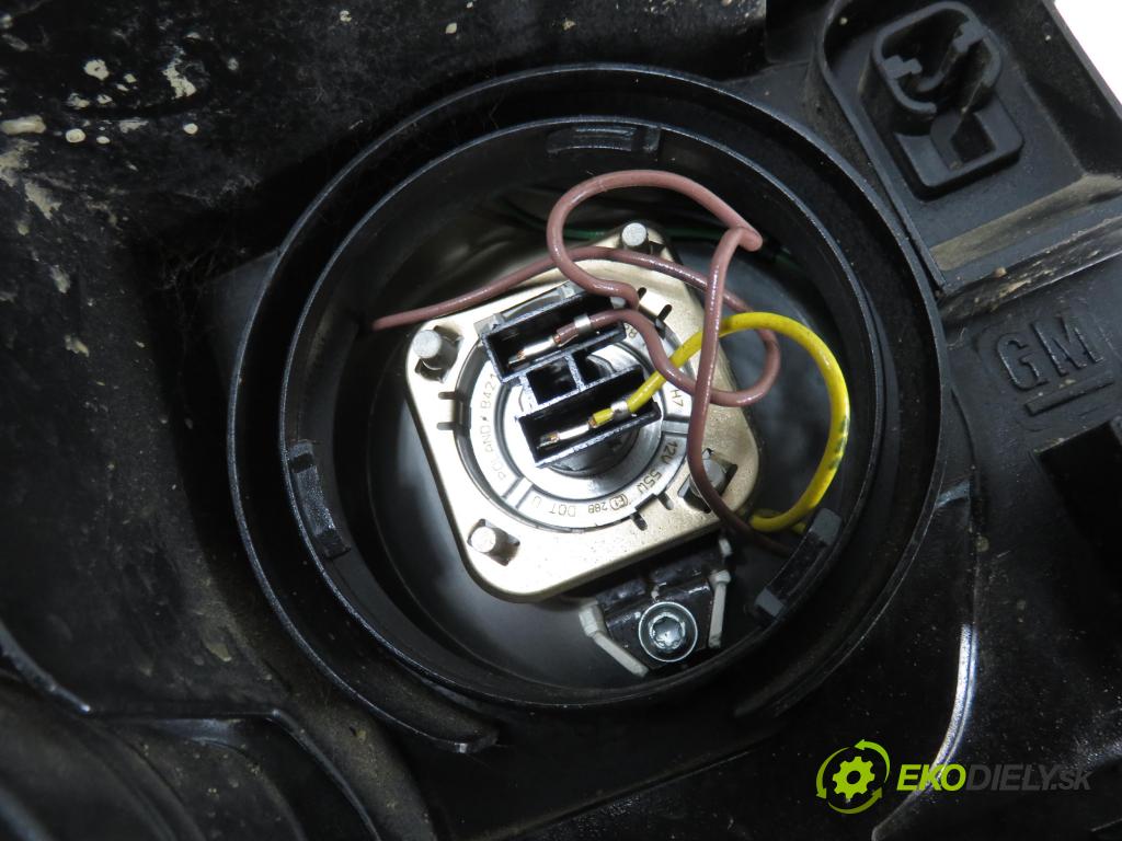 OPEL MERIVA A nadwozie wielkoprzestrzenne (MPV) (X03) HB 2004 74,00 1.7 CDTI 100 - Z 17 DTH 1686,00 Svetlo LP 93321052