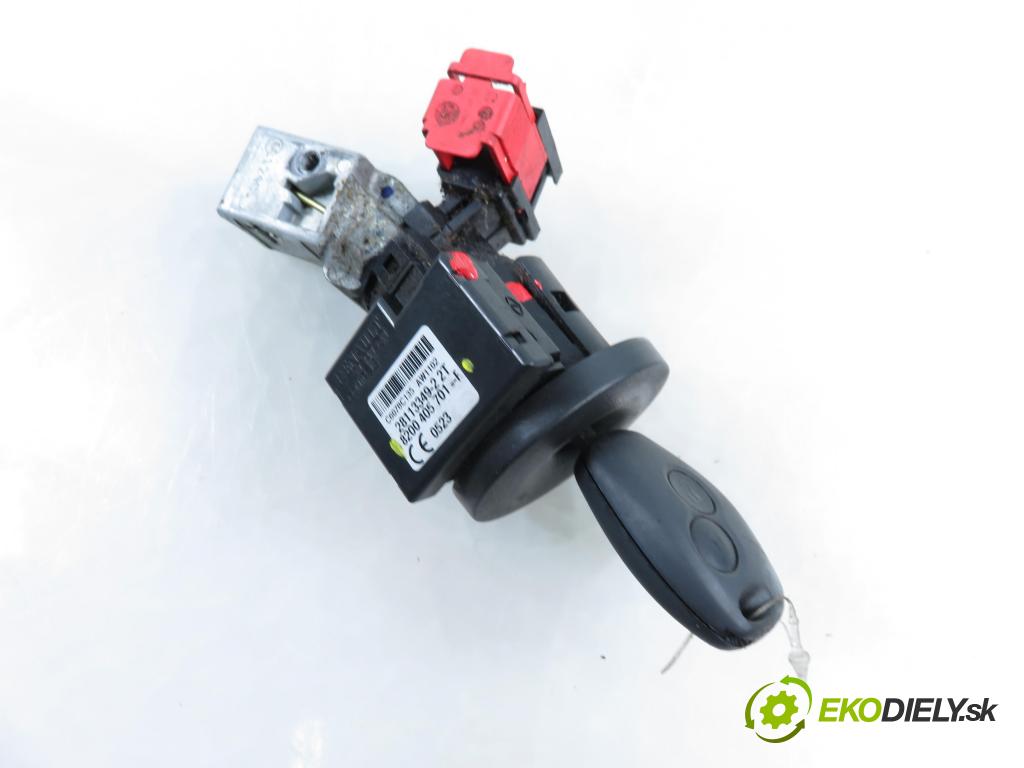 RENAULT MASTER III Platforma / podwozie (EV, HV, UV) KABINA/PLATFORMA 2016 120,00 2.3 dCi 165 FWD - M9T 702 2298,00 spinačka 8200405701F ; N0502060 (Spínacia skrinka)