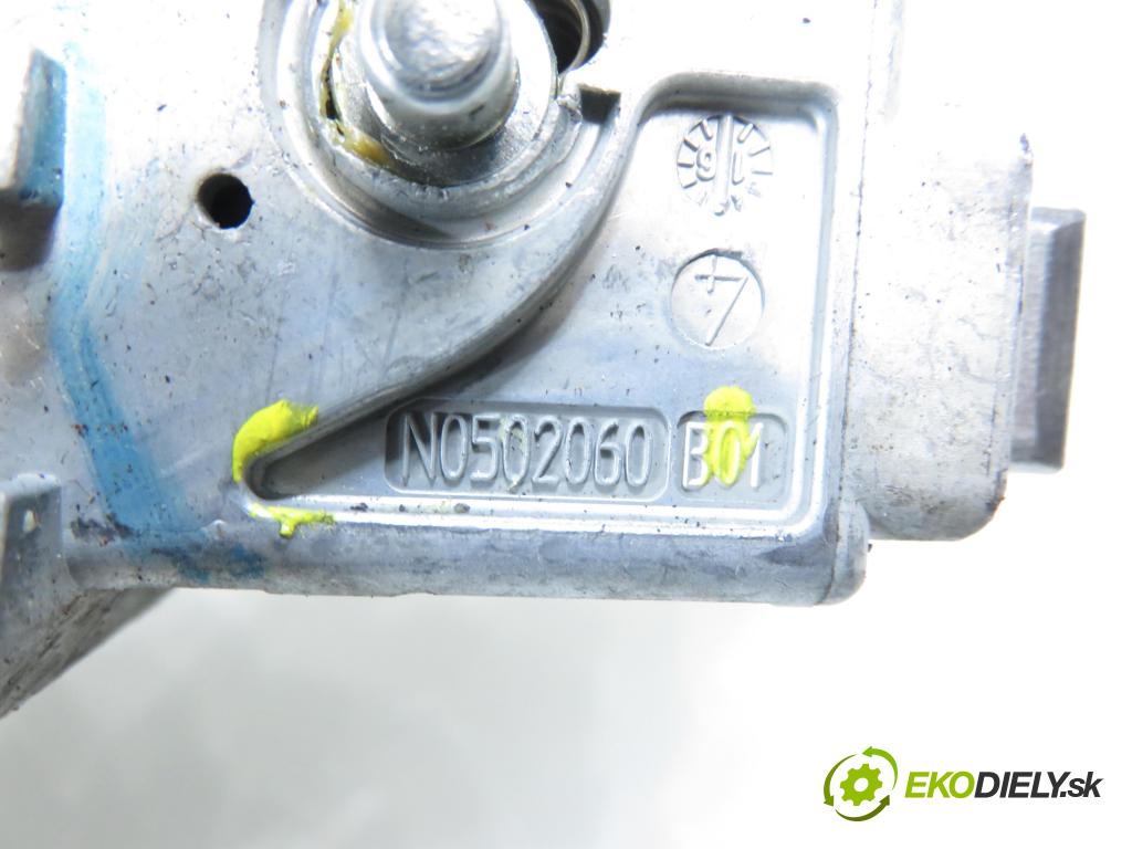 RENAULT MASTER III Platforma / podwozie (EV, HV, UV) KABINA/PLATFORMA 2016 120,00 2.3 dCi 165 FWD - M9T 702 2298,00 spinačka 8200405701F ; N0502060 (Spínacia skrinka)