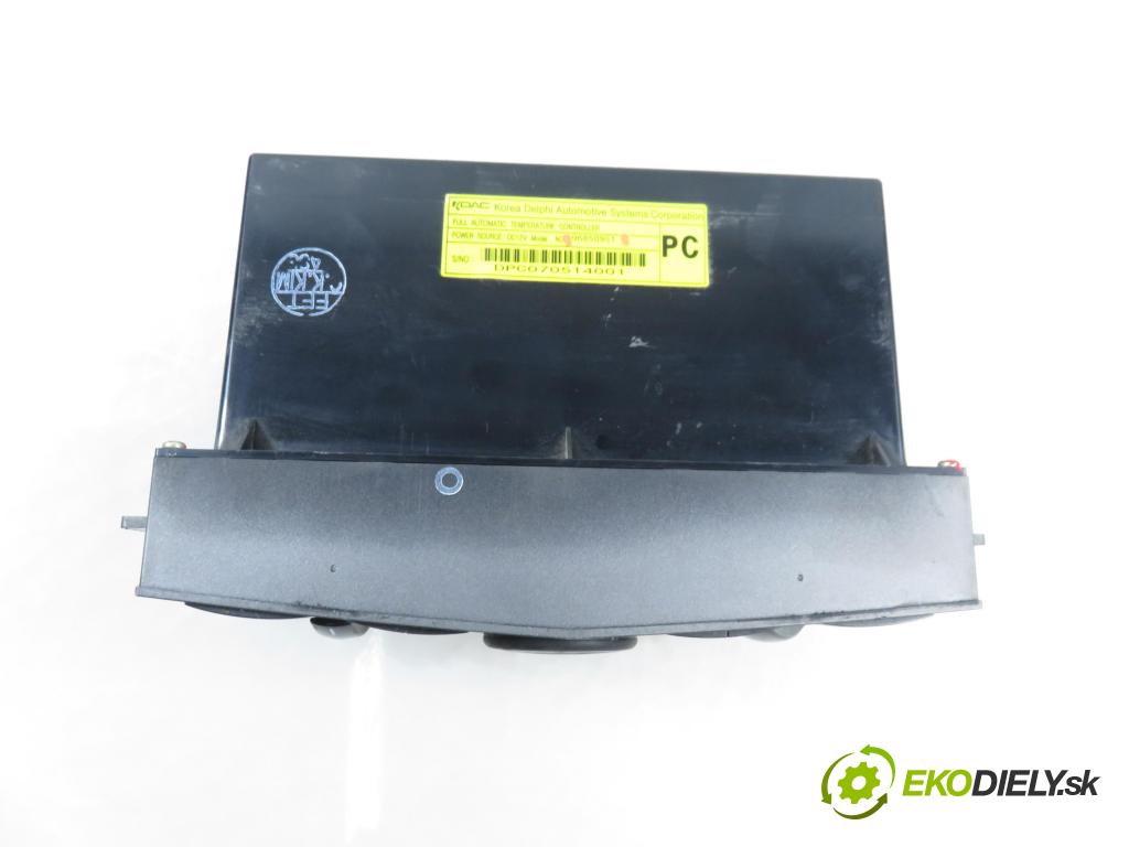 OPEL ANTARA A (L07) SUV 2007 110,00 2.0 CDTI 150 - Z 20 DMH 1991,00 Panel kúrenia KLIMATRONIK 96850951