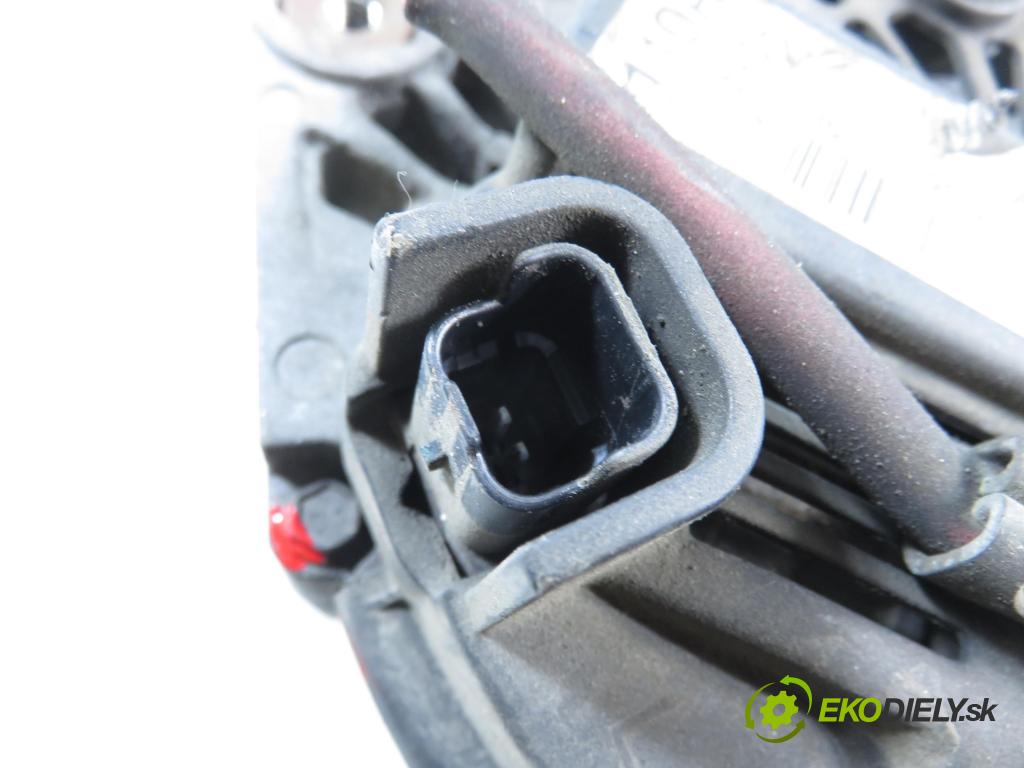 RENAULT GRAND SCENIC II (JM0/1_) MINIVAN 2004 99,00 2.0 135 - F4R 771 1998,00 Alternátor 8200290215 (Alternátor)