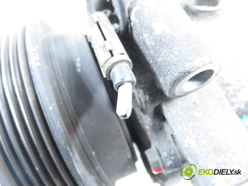 RENAULT KANGOO (KC0/1_) MINIVAN 2004 60,00 1.5 dCi 80 - K9K 702 1461,00 KOMPRESOR: klimatizácie 8200315744 (Kompresor klimatizácie)