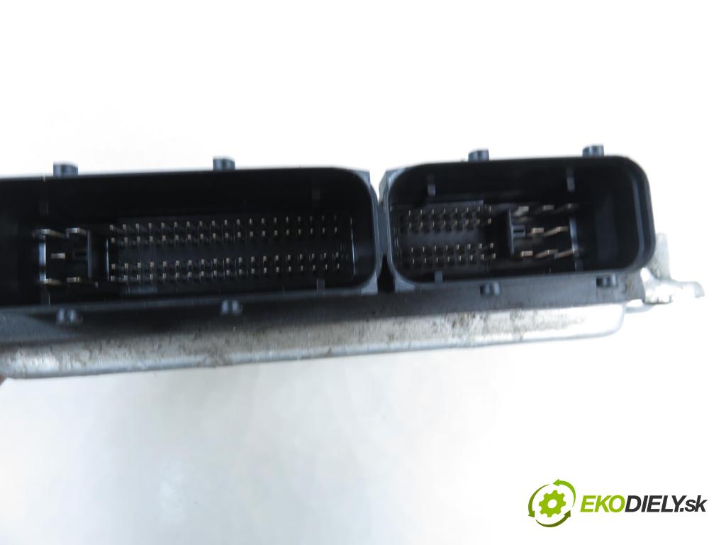 SEAT TOLEDO II (1M2) SEDAN 2000 81,00 1.9 TDI - ASV 1896,00 Riadiaca jednotka Motor 038906012AT ; 0281010062