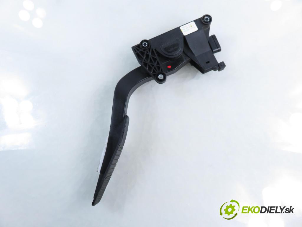 OPEL ANTARA A (L07) SUV 2007 110,00 2.0 CDTI 150 - Z 20 DMH 1991,00 Potenciometer plynu 96625893 (Potenciometer plynového pedálu)