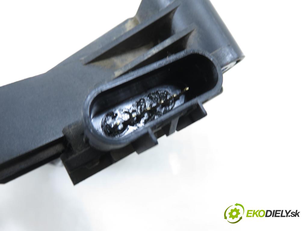 OPEL ANTARA A (L07) SUV 2007 110,00 2.0 CDTI 150 - Z 20 DMH 1991,00 Potenciometer plynu 96625893 (Potenciometer plynového pedálu)