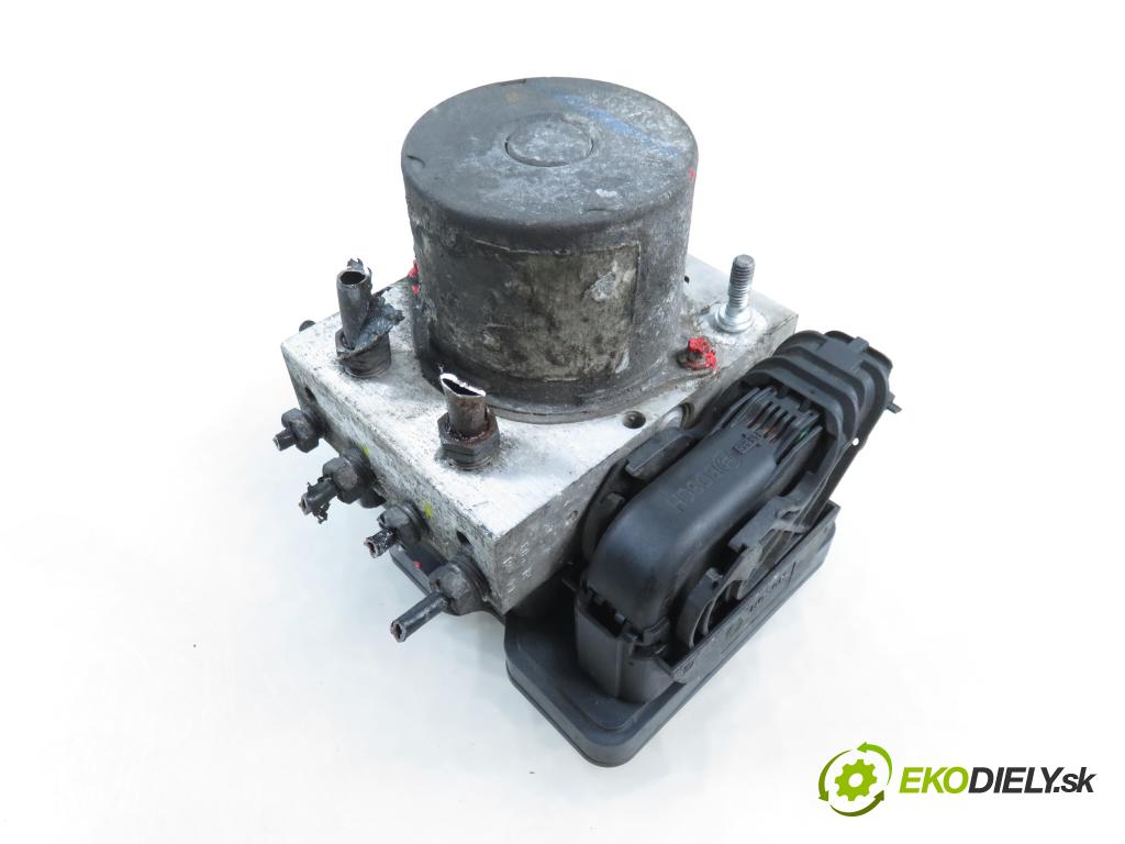 RENAULT MASTER III Platforma / podwozie (EV, HV, UV) KABINA/PLATFORMA 2016 120,00 2.3 dCi 165 FWD - M9T 702 2298,00 Pumpa ABS 0265956149 ; 2265106516 ; 476603593R (Pumpa ABS)