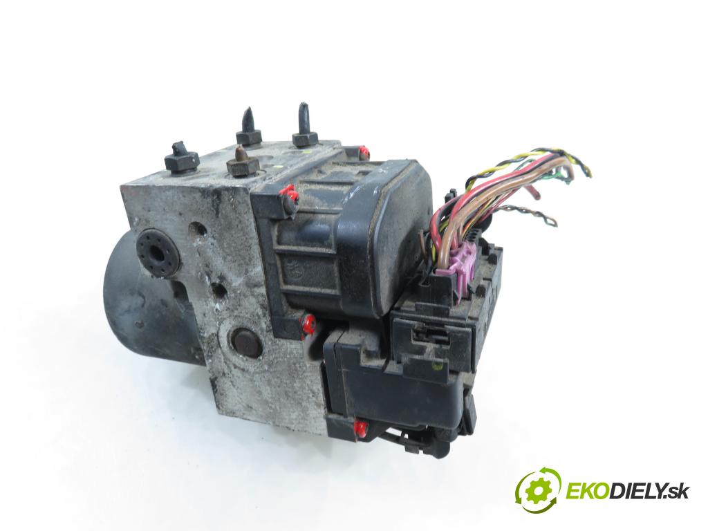 AUDI A4 (8D2, B5) SEDAN 2000 81,00 1.9 TDI 110 - AFN 1896,00 Pumpa ABS 8E0614111AB ; 0265216559 ; 0273004281 (Pumpa ABS)