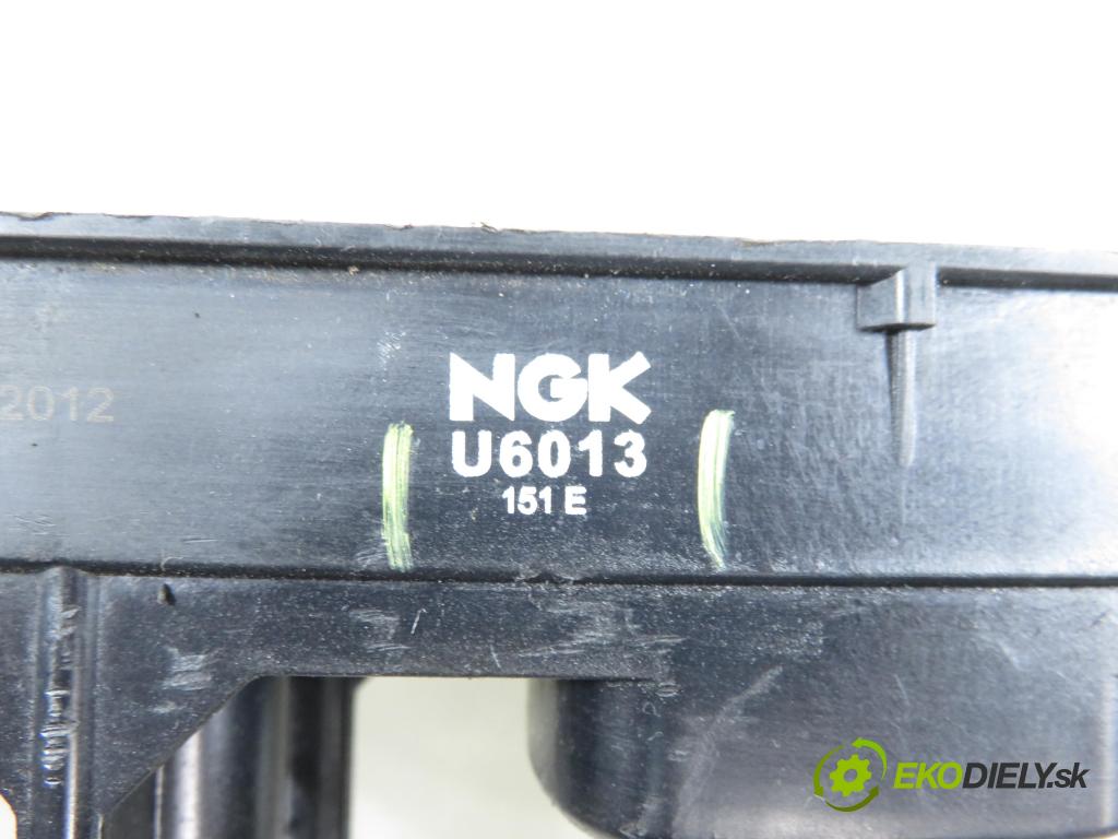 PEUGEOT 307 CC (3B) C/C 2006 0,00 2.0 16V - RFJ (EW10A) 1997,00 Cievka zapaľovacia U6013