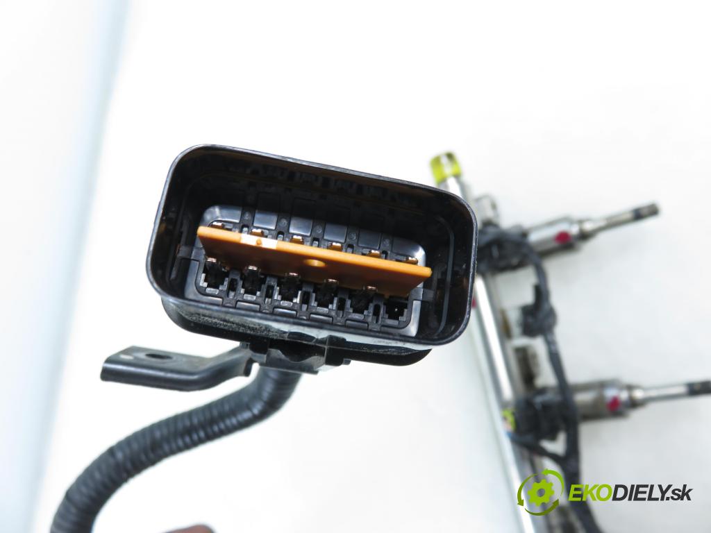 HYUNDAI ix35 (LM, EL, ELH) SUV 2011 99,00 1.6 - G4FD 1591,00 Lišta vstrekovacia 353502B100 ; 9062040001 (Vstrekovacia lišta)