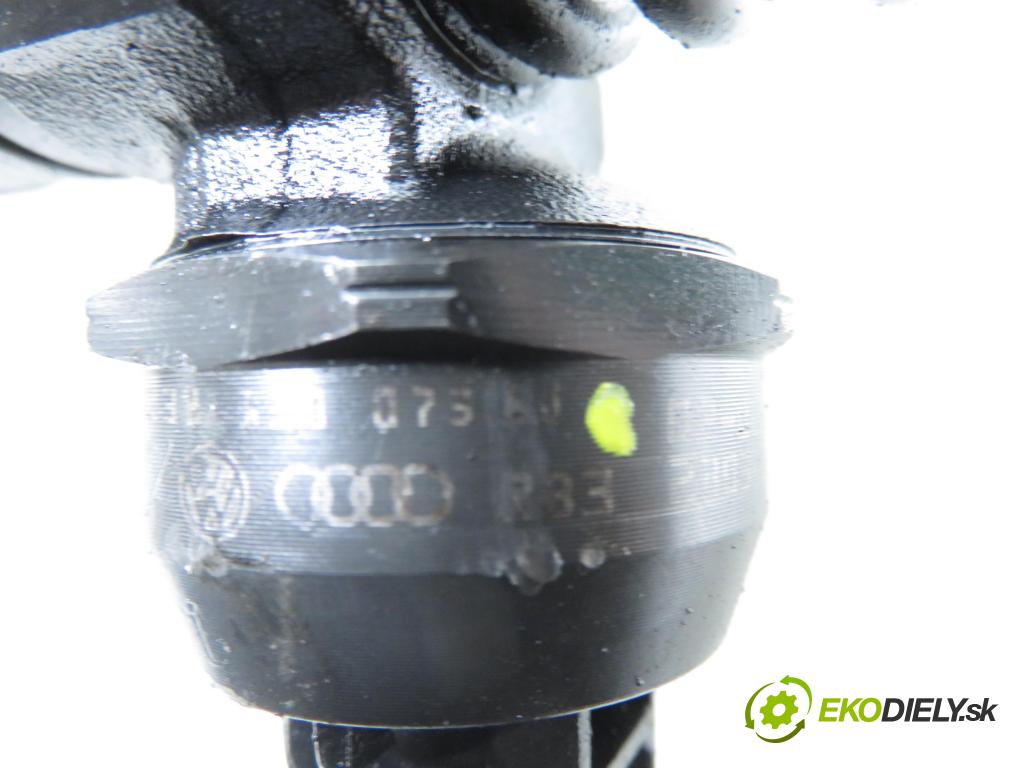 VW PASSAT B5.5 Variant (3B6) KOMBI 2002 74,00 1.9 TDI PD 101 - AVB 1896,00 Vstrekovač 038130073AJ ; 0414720037 (Vstrekovač paliva)