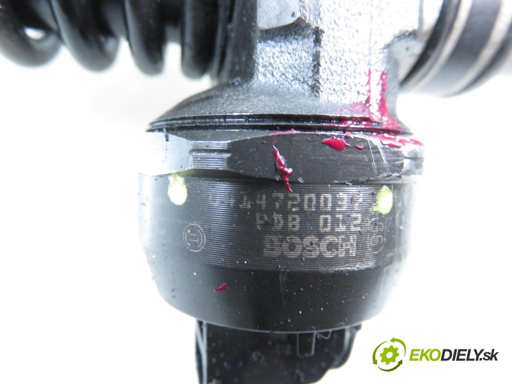 VW PASSAT B5.5 Variant (3B6) KOMBI 2002 74,00 1.9 TDI PD 101 - AVB 1896,00 Vstrekovač 038130073AJ ; 0414720037 (Vstrekovač paliva)