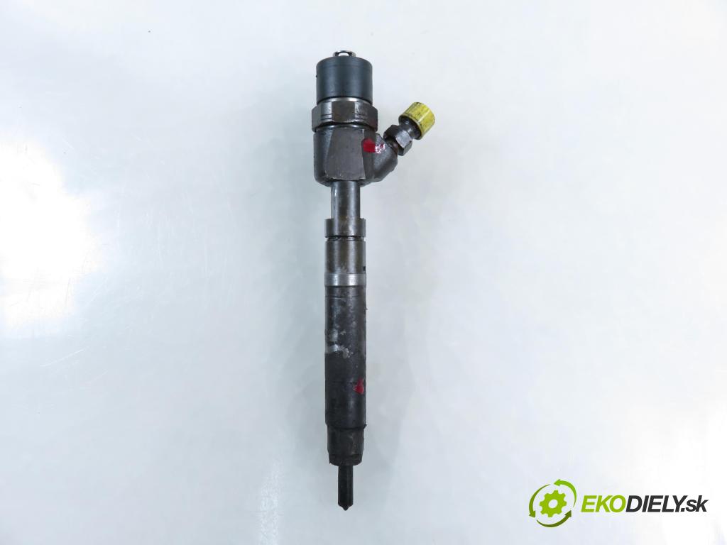 MERCEDES-BENZ KLASA C (W203) SEDAN 2003 85,00 C 200 CDI 116 - OM 611.962 2148,00 vstrekovač 6110701787 ; 0986435062 (Vstrekovač paliva)