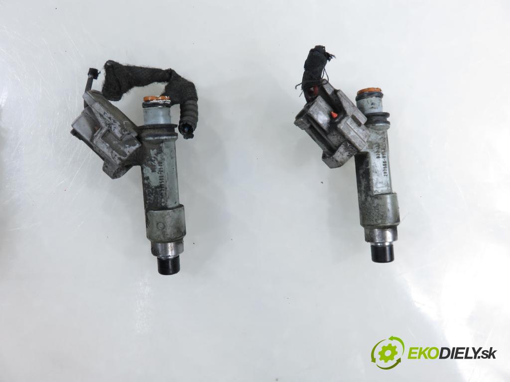 SUZUKI SX4 (EY, GY) CROSSOVER 2008 79,00 1.6 VVT 4x4 (RW 416) 107 - M16A 1586,00 Lišta vstrekovacia 2975000540 (Vstrekovacia lišta)