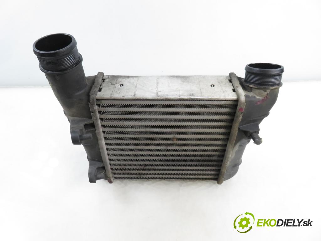 AUDI A4 Avant (8ED, B7) KOMBI 2007 103,00 2.0 TDI - BPW 1968,00 chladič intercooler 8E0145805S