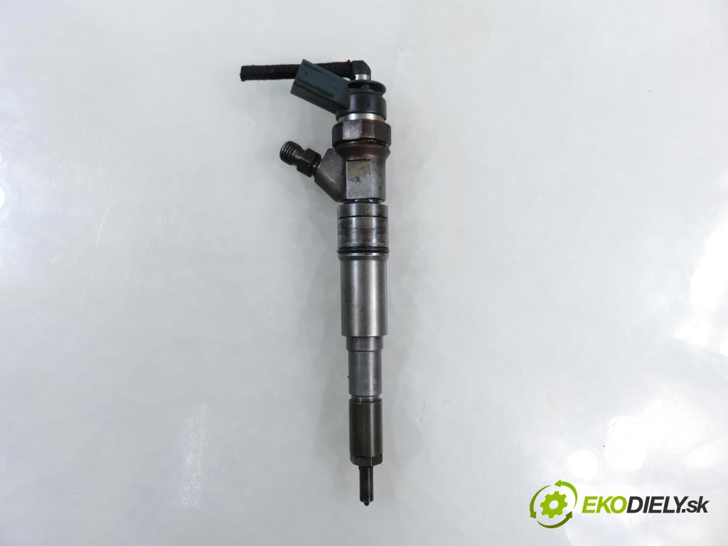 BMW 3 Compact (E46) HB 2003 110,00 320 td 150 - M47 D20 (204D4) 1995,00 vstrekovač 0445110131 ; 7789661 (Vstrekovač paliva)