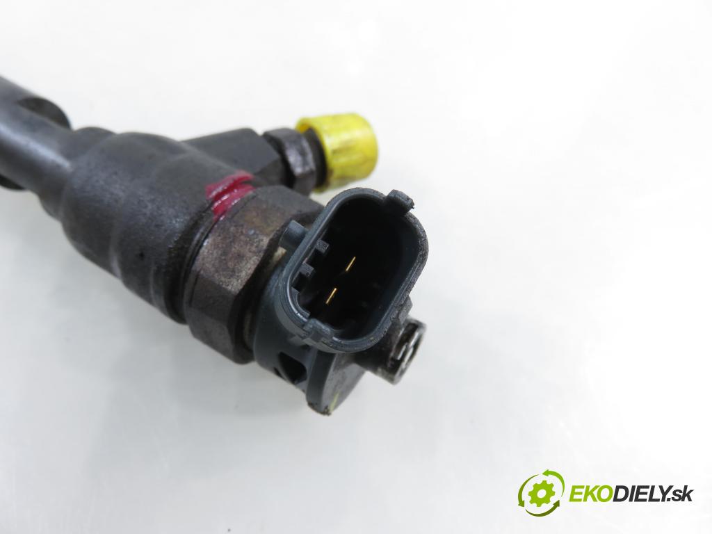 DACIA DOKKER Express FURGON 2012 0,00 1.5 dCi - K9K 612 1461,00 vstrekovač 0445110485 ; 8201108033 (Vstrekovač paliva)