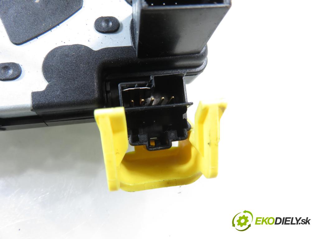 VW PASSAT B5.5 Variant (3B6) KOMBI 2002 96,00 1.9 TDI PD 130 - AVF 1896,00 PÁSKA: air BAG 1J0959654AP