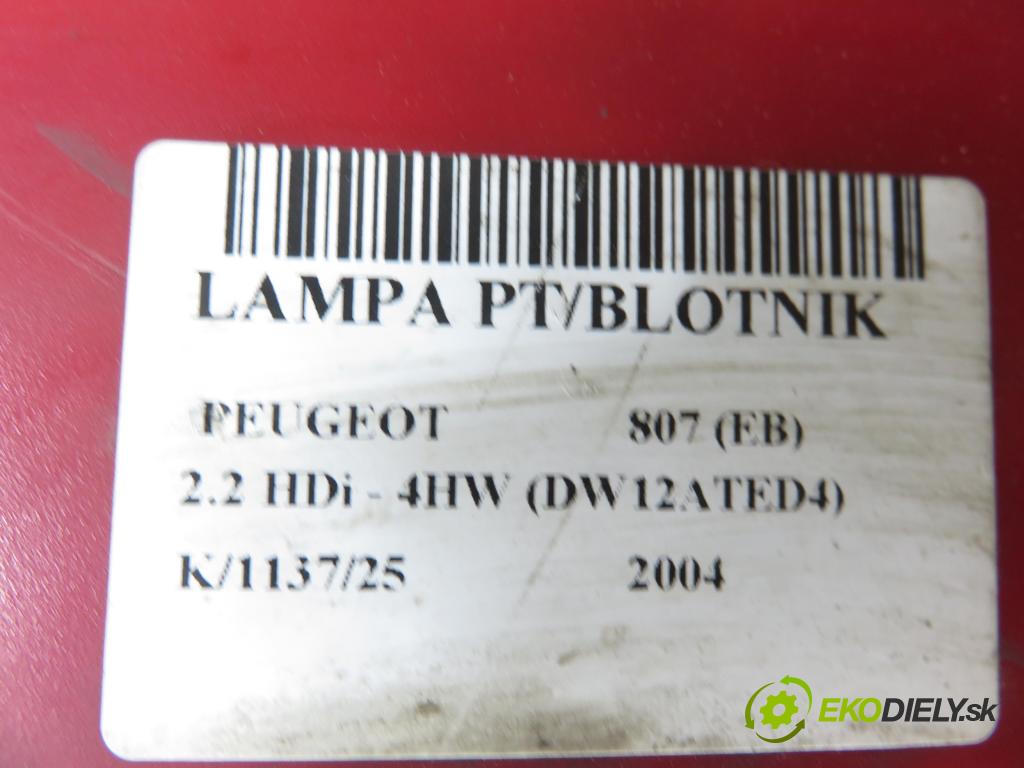 PEUGEOT 807 (EB_) MINIVAN 2004 94,00 2.2 16V HDi 128 - 4HW 2179,00 světlo pravé zadní