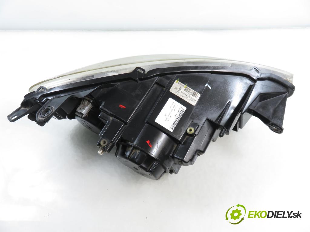 PEUGEOT 807 (EB_) MINIVAN 2006 94,00 2.2 HDi - 4HW (DW12TED4) 2179,00 světlo LP 89006375