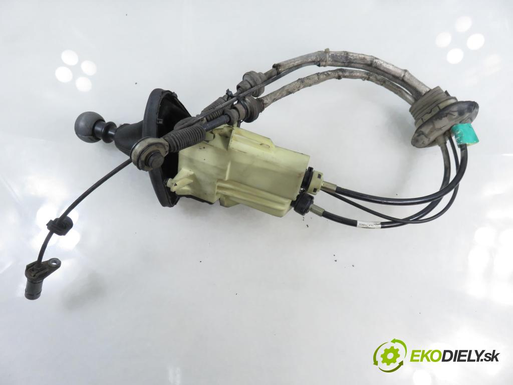 PEUGEOT 807 (EB_) MINIVAN 2004 94,00 2.2 16V HDi 128 - 4HW 2179,00 ZVEDÁK: 6071063B