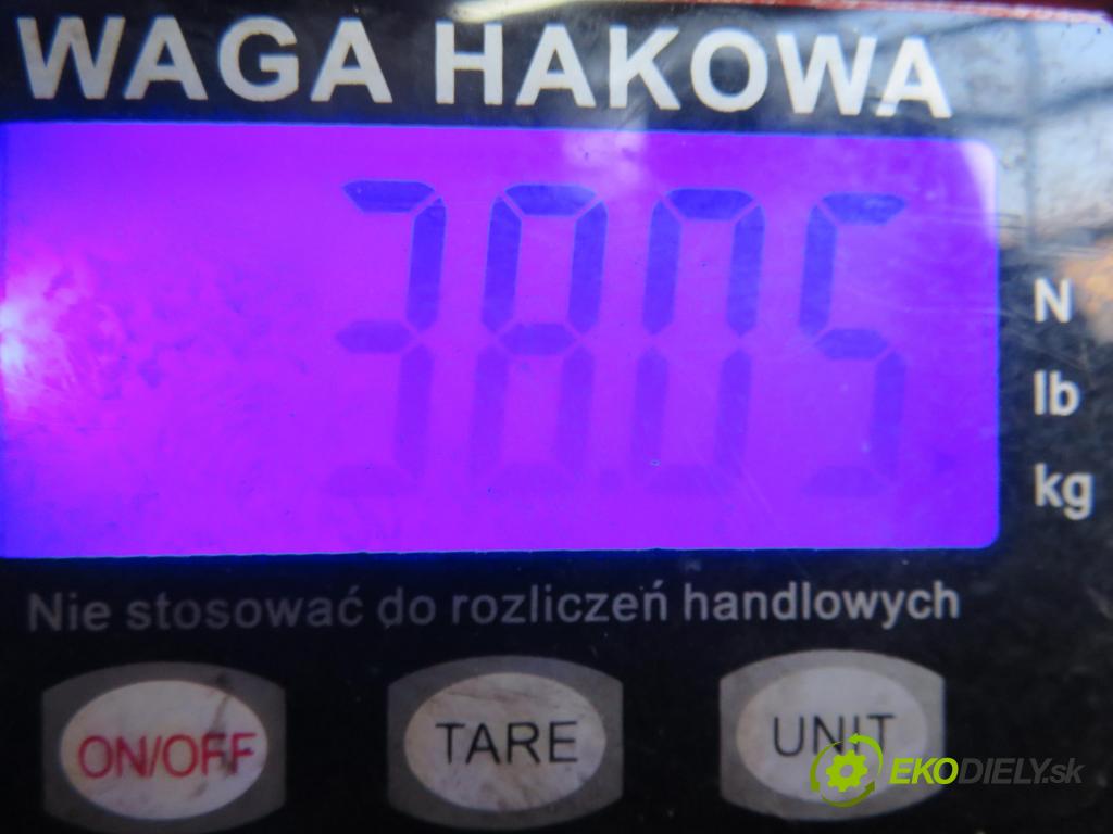 KIA SORENTO I (JC) SUV 2003 103,00 2.5 CRDi 140 - D4CB 2497,00 Most přední část / diferenciál