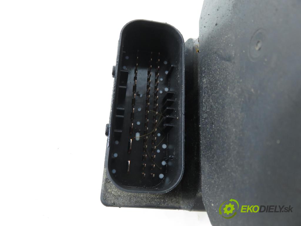 VW PASSAT B5.5 Variant (3B6) KOMBI 2002 96,00 1.9 TDI PD 130 - AVF 1896,00 Pumpa ABS 0265950055 (Pumpa ABS)