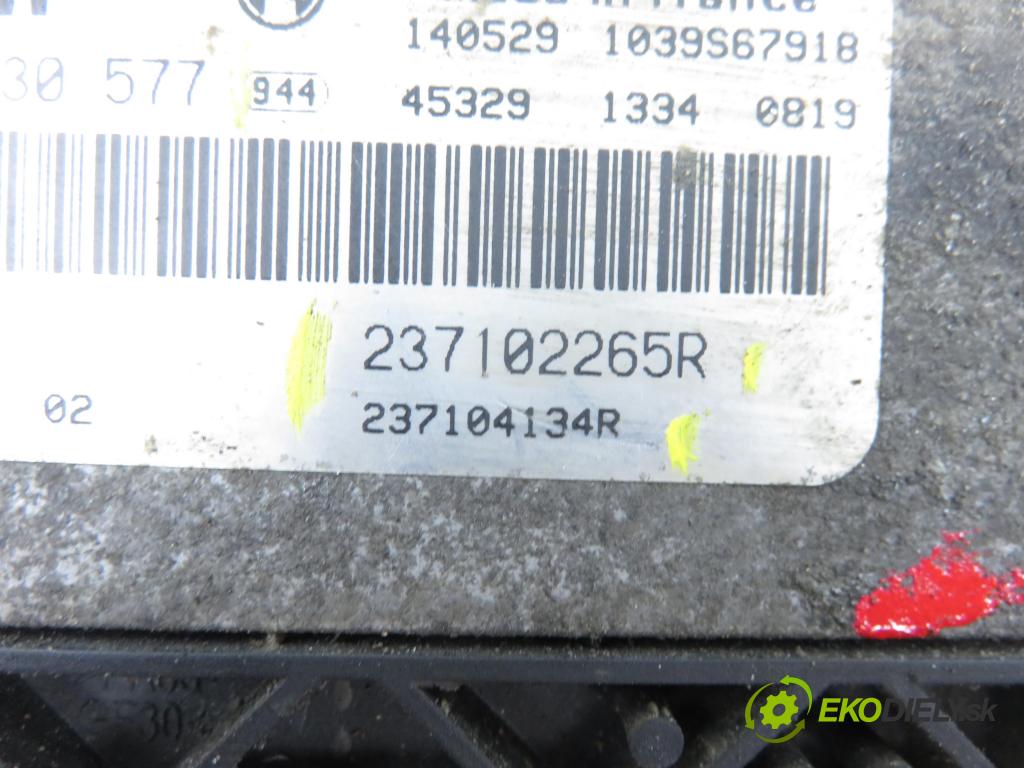 OPEL MOVANO B Platforma / podwozie (X62) FURGON 2014 81,00 2.3 CDTI FWD - M9T 870 2299,00 Riadiaca jednotka Motor 237102265R ; 237104134R ; 0281030577