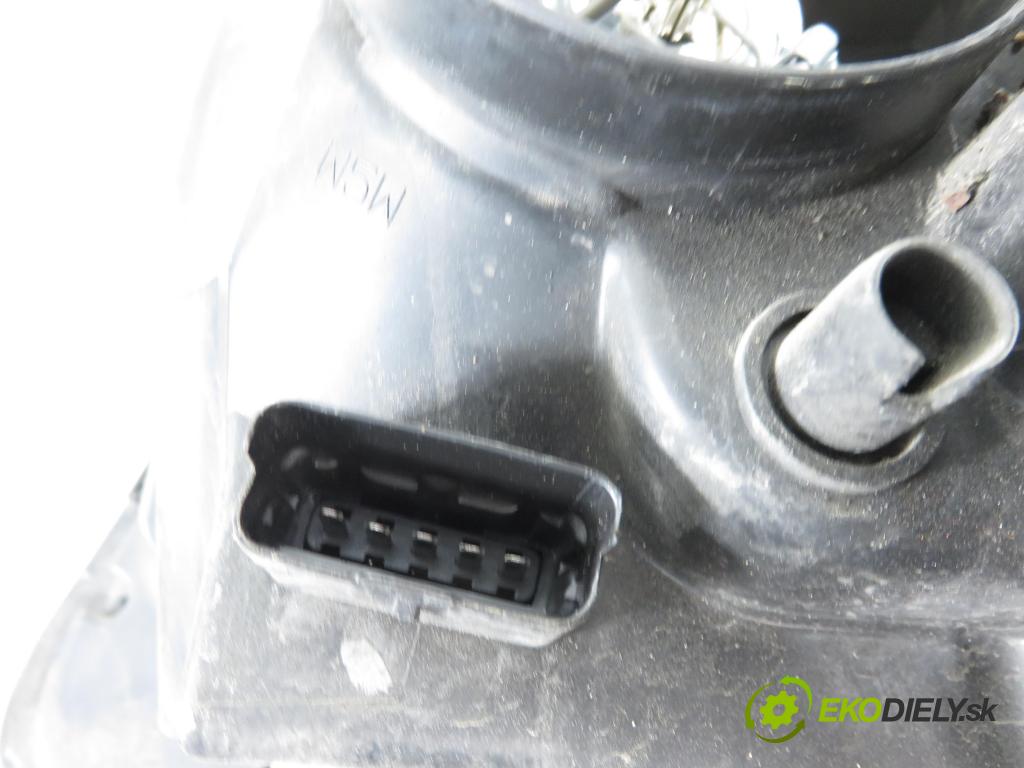 RENAULT CLIO II (BB_, CB_) HB 2003 55,00 1.2 16V 75 - D4F 712 1149,00 světlo PP