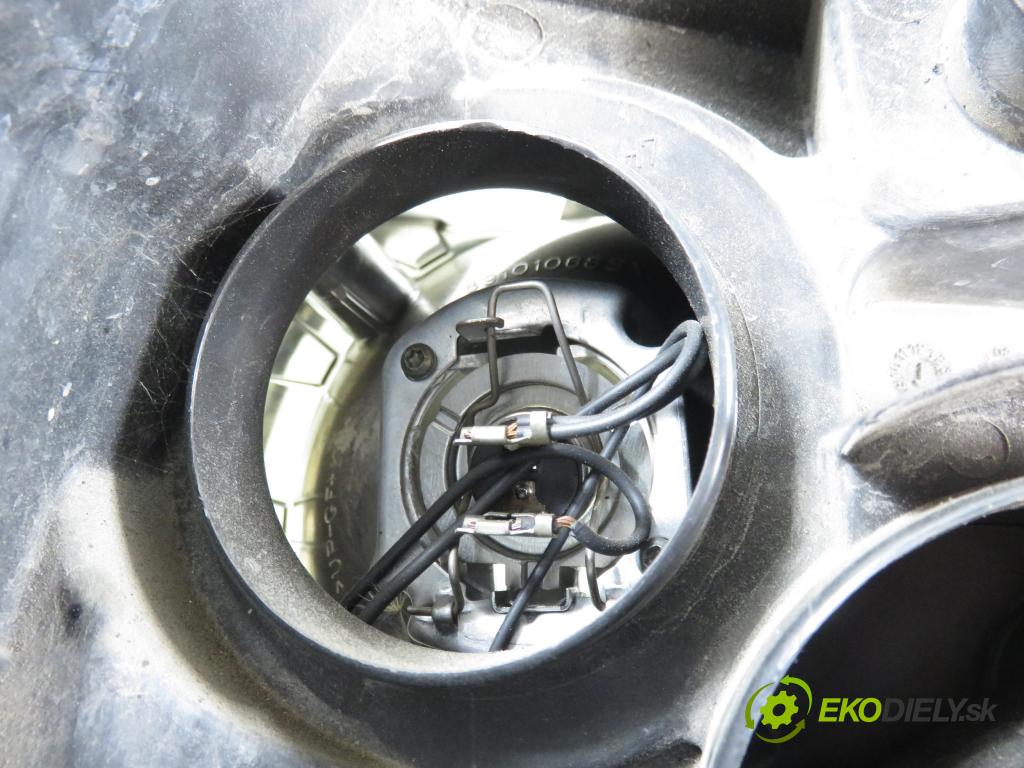 FIAT PUNTO (188_) HB 2003 44,00 1.2 60 - 188 A4.000 1242,00 Svetlo LP 89101064SX