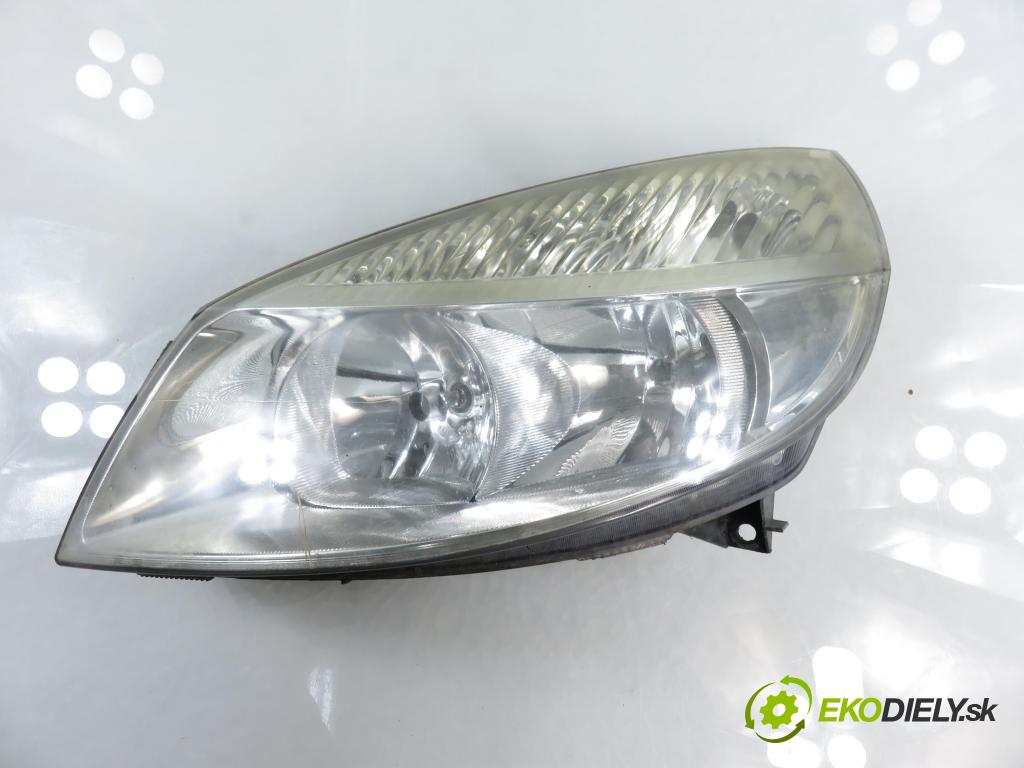 RENAULT SCENIC II (JM0/1_) MINIVAN 2004 88,00 1.9 dCi 120 - F9Q 812 1870,00 Svetlo LP