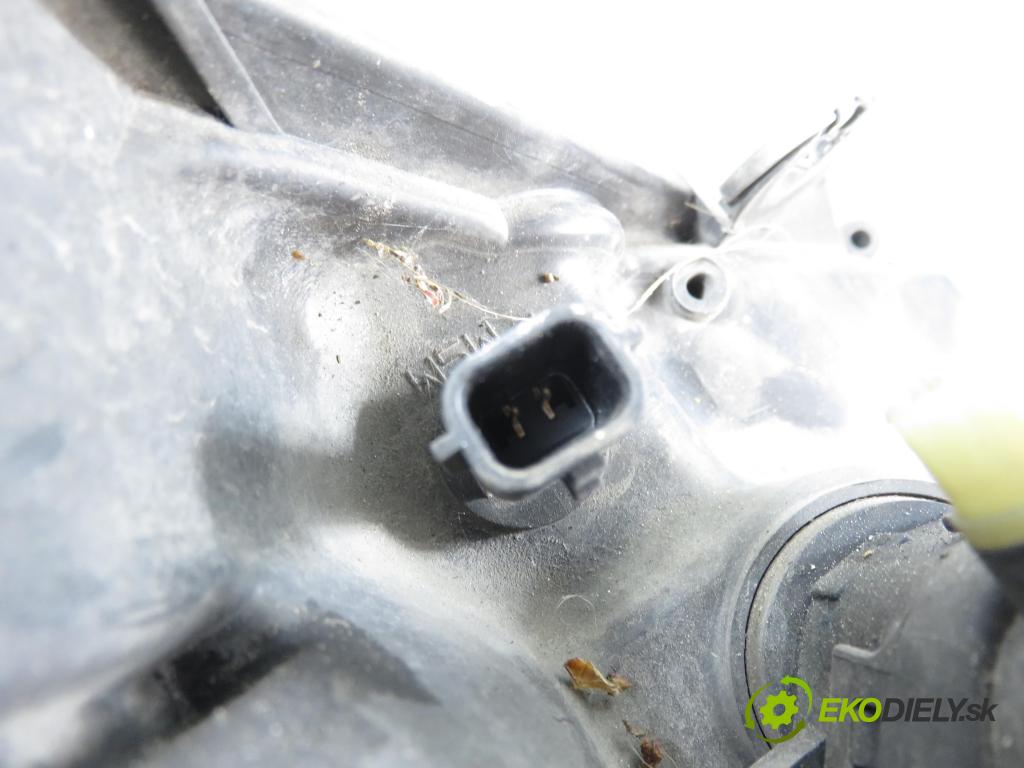 RENAULT SCENIC II (JM0/1_) MINIVAN 2004 88,00 1.9 dCi 120 - F9Q 812 1870,00 Svetlo LP