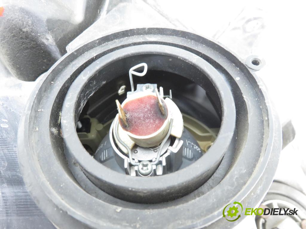 HONDA CIVIC VII Hatchback (EU, EP, EV) HB 2004 55,00 1.4 i 75 - D14Z6 1396,00 Svetlo LP