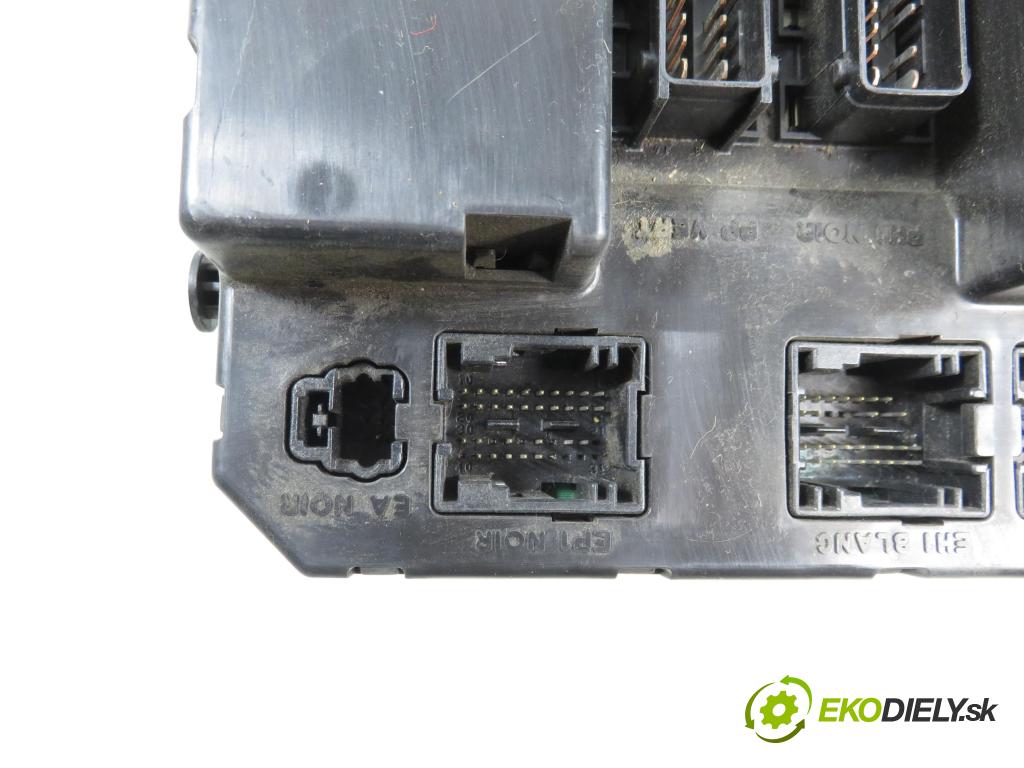 PEUGEOT 307 Break (3E) KOMBI 2004 0,00 1.6 HDi 110 - 9HZ (DV6TED4) 1560,00 MODUL BSI 9651197680A ; 9651196980A