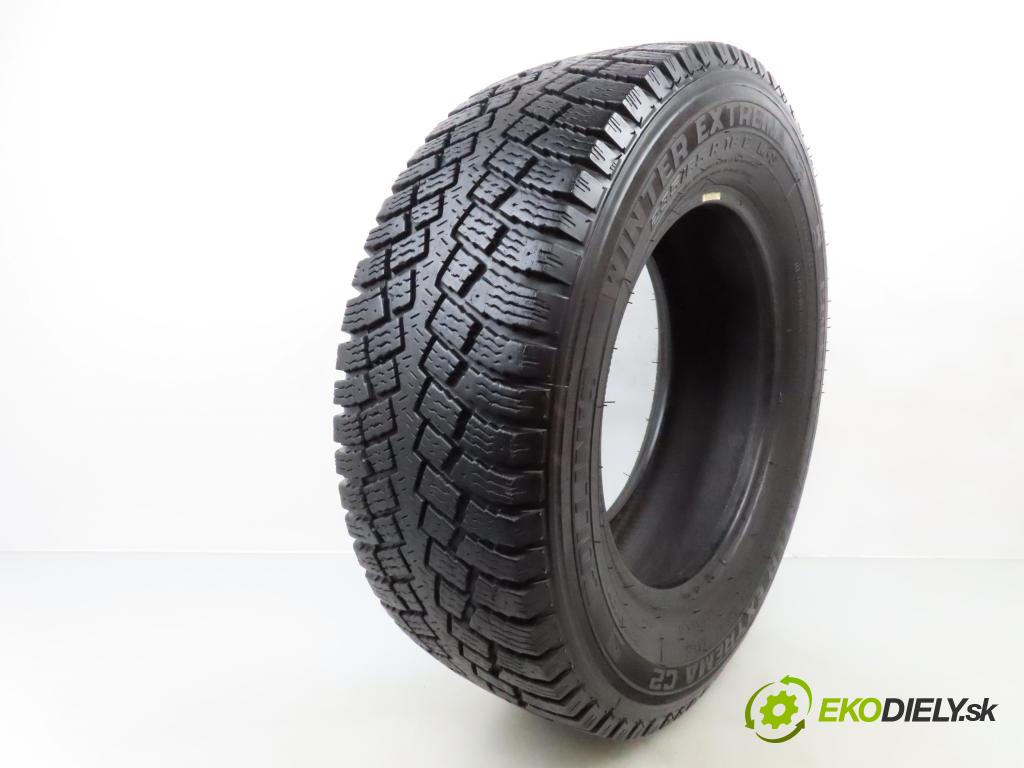 2017    PNEUMATIKY: / PNEUMATIKA: ZIMA: