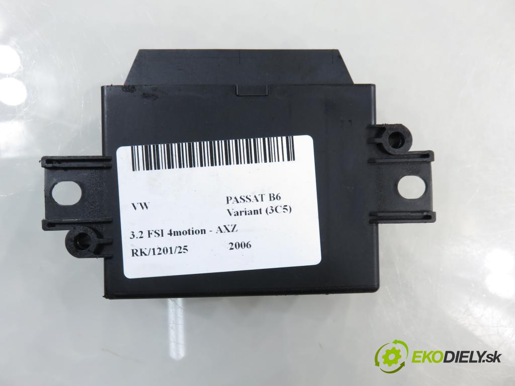 VW PASSAT B6 Variant (3C5) KOMBI 2006 184,00 3.2 FSI 4motion - AXZ 3168,00 MODUL 3C0919283B
