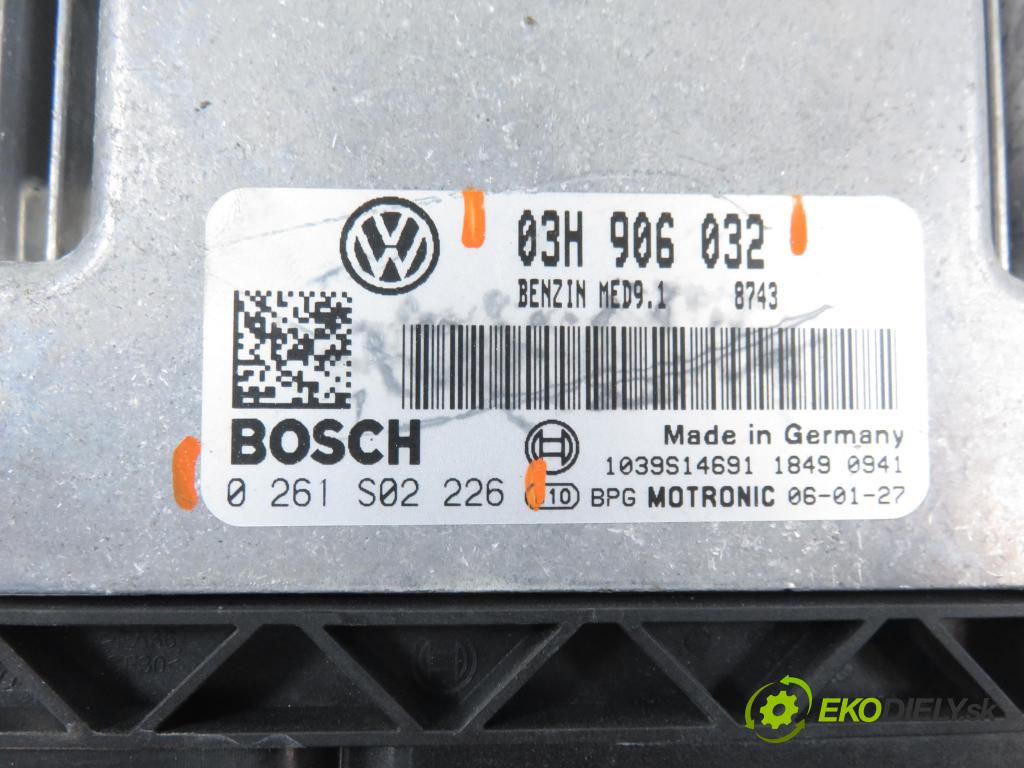 VW PASSAT B6 Variant (3C5) KOMBI 2006 184,00 3.2 FSI 4motion - AXZ 3168,00 řídící jednotka motora 03H906032 ; 0261S02226