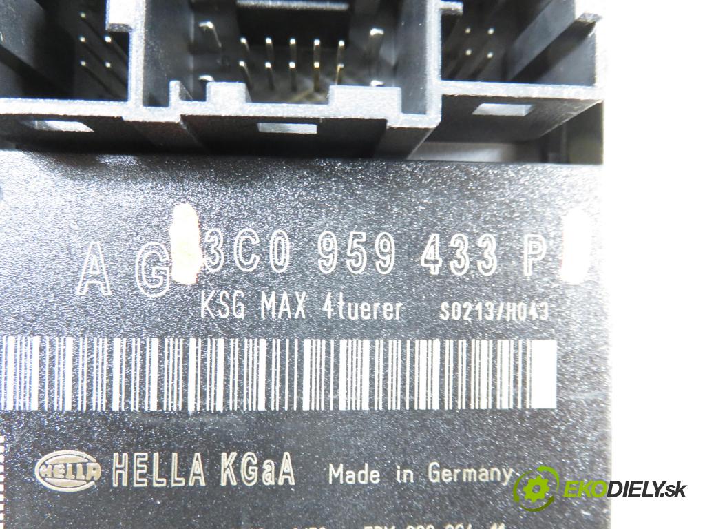 VW PASSAT B6 Variant (3C5) KOMBI 2006 184,00 3.2 FSI 4motion - AXZ 3168,00 MODUL komfortu 3C0959433P